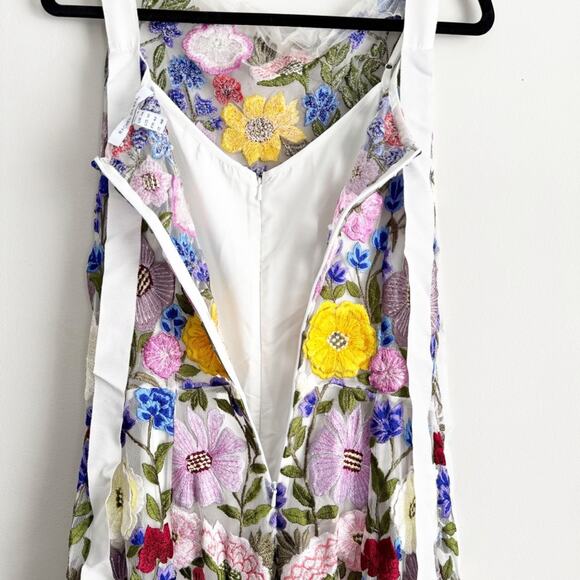 Rachel Gilbert Nya Floral Hand Embroidered Gown Textured 10 US - Picture 10 of 14